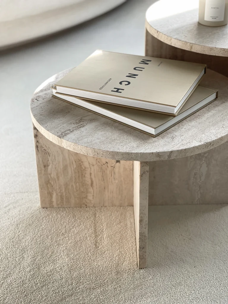 S/2 Round Travertine Classico Nesting Set